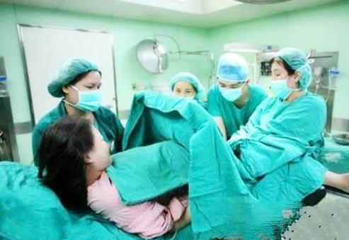 顺产看不看得见伤口,顺产时看得见宫颈吗