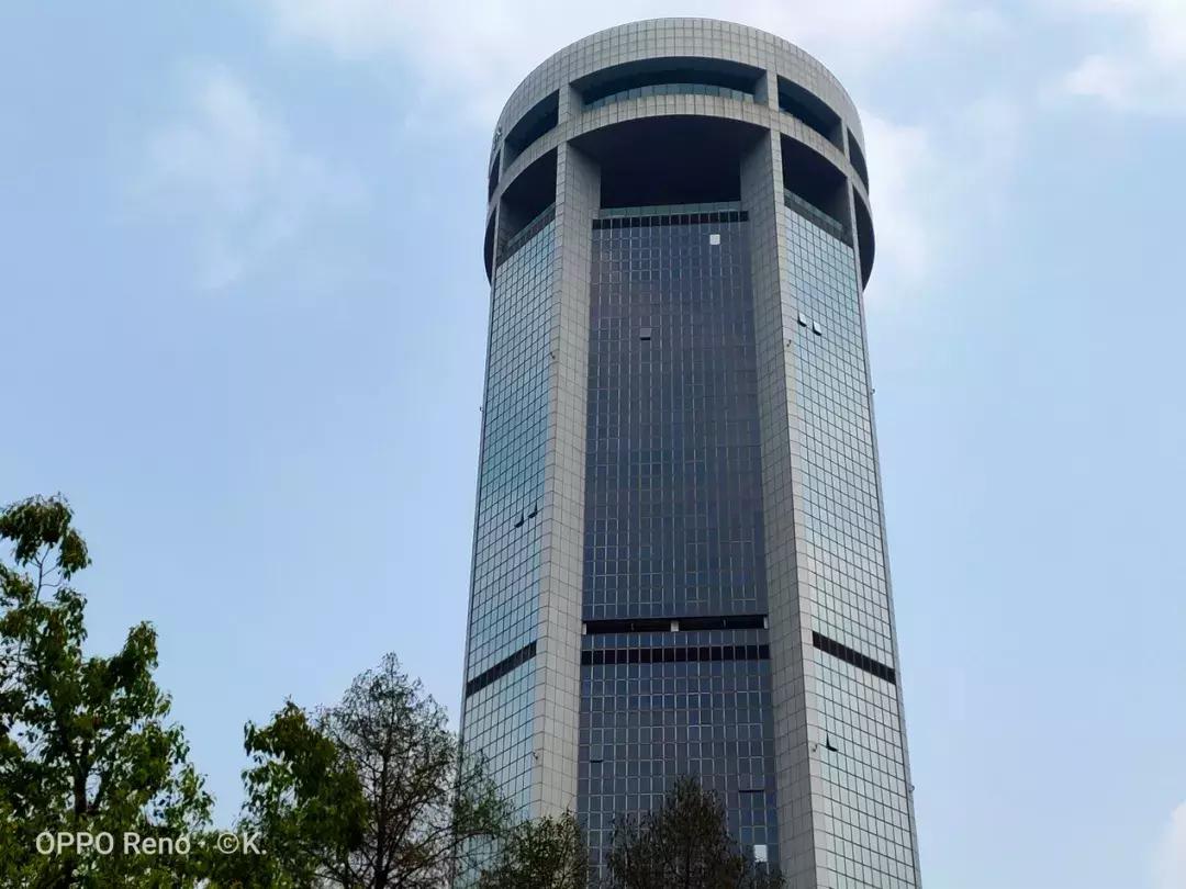 Opporeno和pro的区别,opporeno与renopro区别