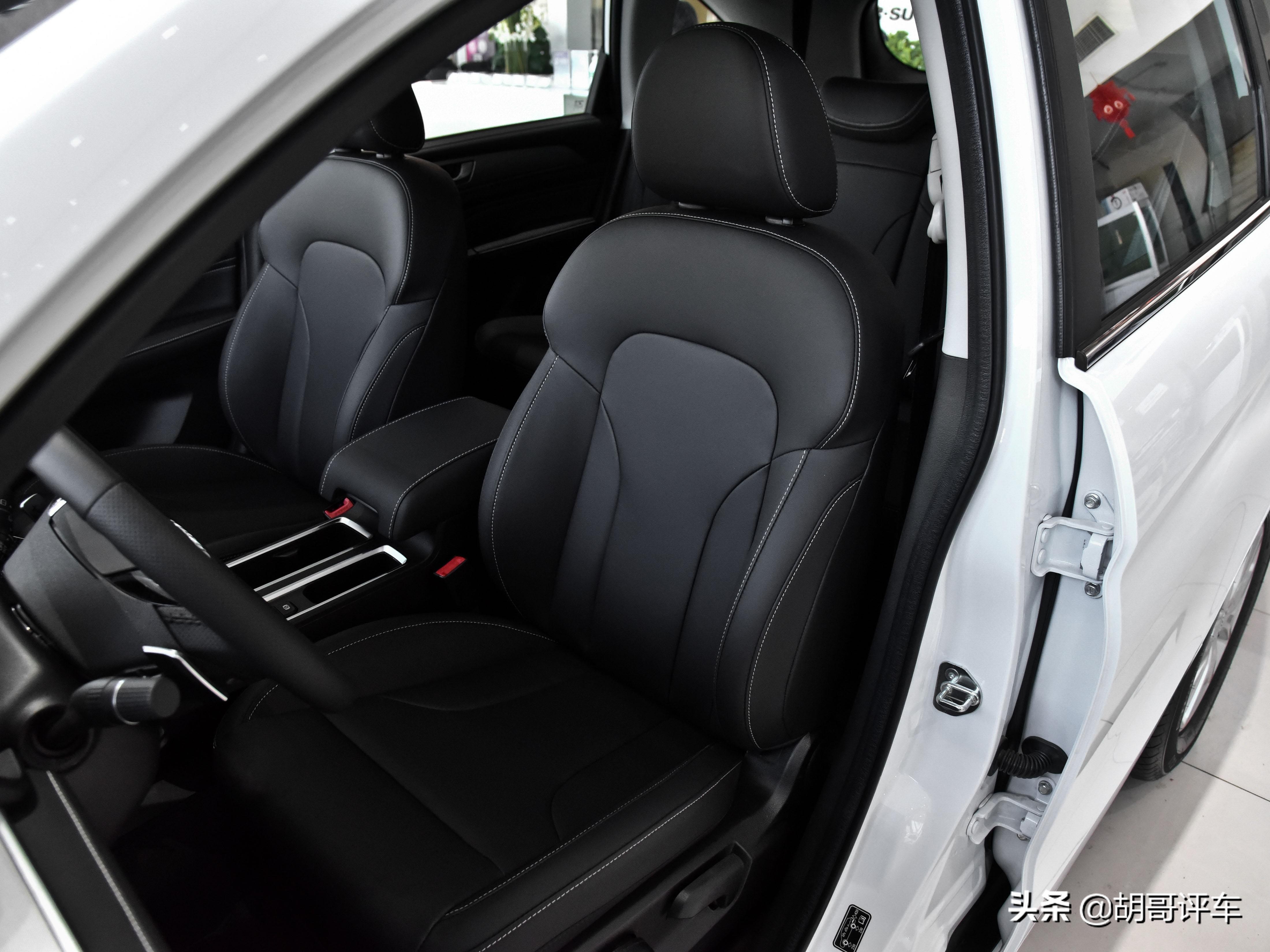 空间内饰不错的车,8万级家用suv还选大品牌哈弗m6