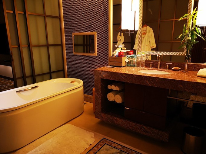 拔草！青岛超亲子海景五星酒店全攻略，春节白菜价，快抢！