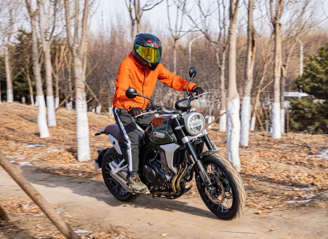 珠峰凯越500f试驾视频,珠峰凯越500f越野