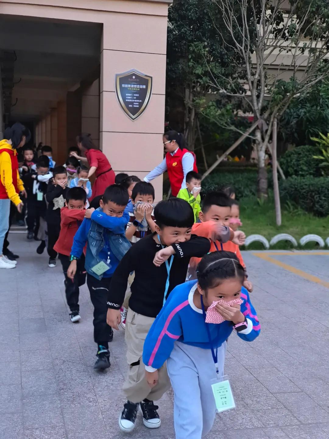 警钟长鸣防患未“燃”|碧桂园服务福建区域开展消防综合演习