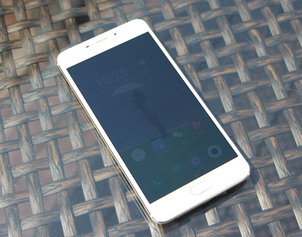 魅族魅蓝e测试视频,魅族魅蓝e系列手机怎么样