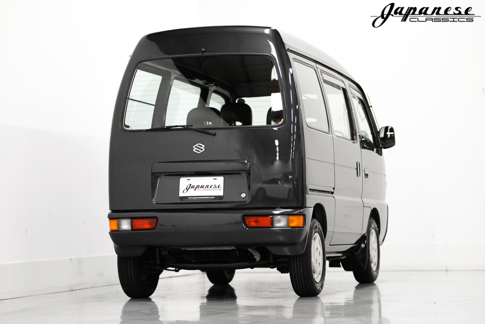 谁说面包车都得破破烂烂？这台93年二手铃木开瑞就精致的让人喜欢