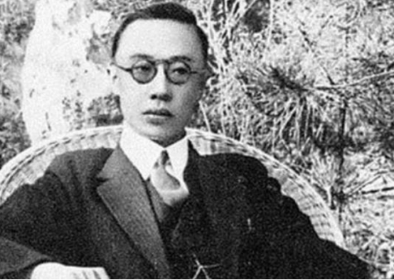 溥仪死后入皇陵了还是入公墓了,溥仪死后为什么可以埋葬在皇陵