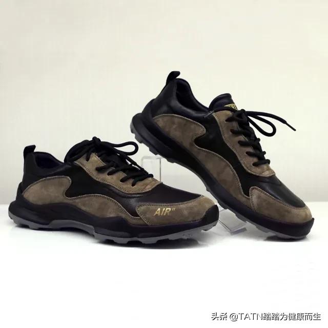 老人鞋舒适软底休闲鞋,打破常规的复古鞋子