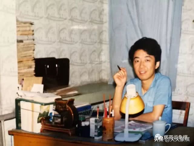 弈林趣事：南京象棋名手梁平儿时与象棋的不解情缘