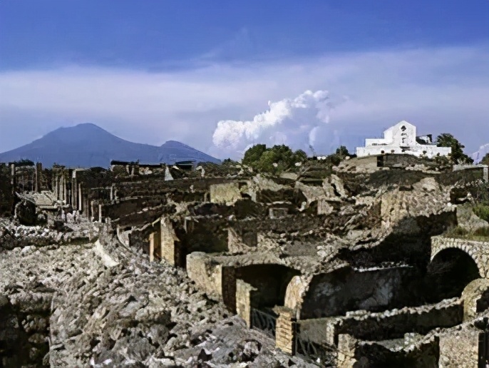 令人惊叹的10个神秘事件,全球至今无法解释的9个神秘事件