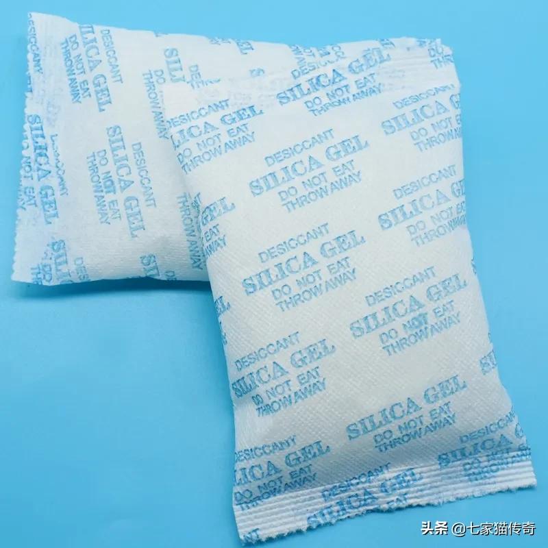 手机进水后黑屏但能听到震动声,oppo手机进水黑屏解决方法