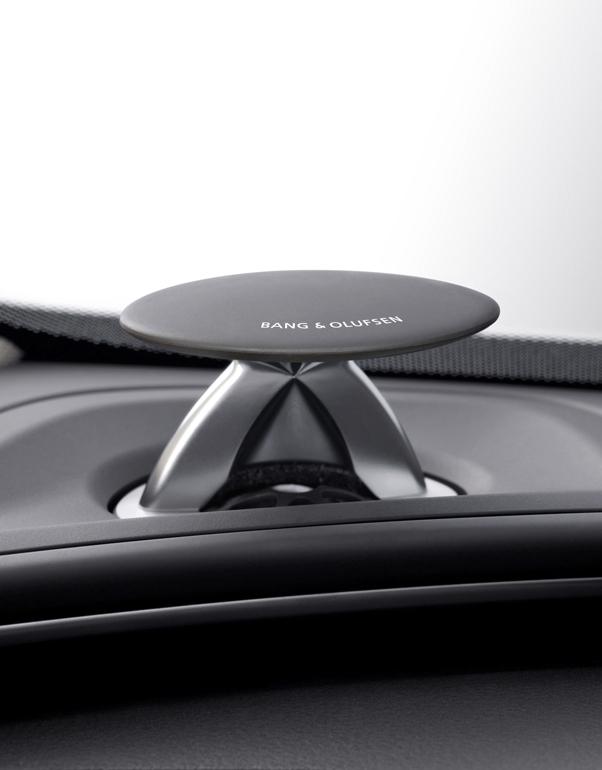 全新奥迪A6L正式上市41.78万起售，音响、转向比、中控是亮点