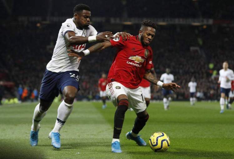 传统后腰没落！传球机器成中场标配坎特沦为英超战术革命牺牲品