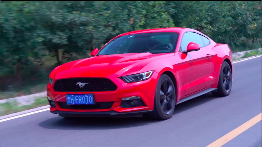 杀马特少年最爱?2.3T的Mustang究竟是野马还是野驴?