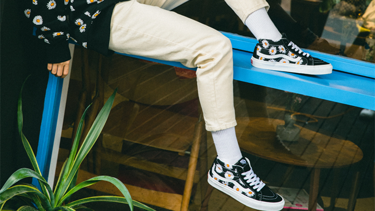 vans怎么穿都好看,女生穿vans哪个系列好