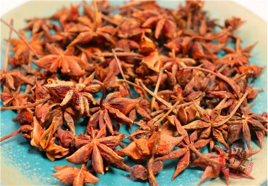 买八角有籽好还是无籽好,真的八角和假八角有什么区分