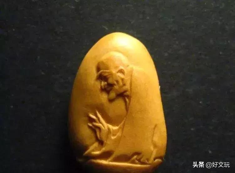 做松子手串,坚果松子做成手串被卖出17万