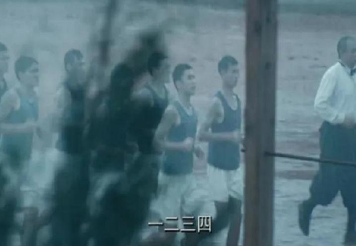 清华回应3000米,清华有多少男生3000米跑进12分钟