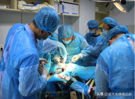 最适合老年人降压药是什么啊,为什么老年人适合用坎地沙坦