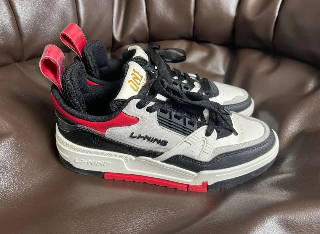 200元的李宁板鞋怎么样,李宁十大高颜值性价比板鞋