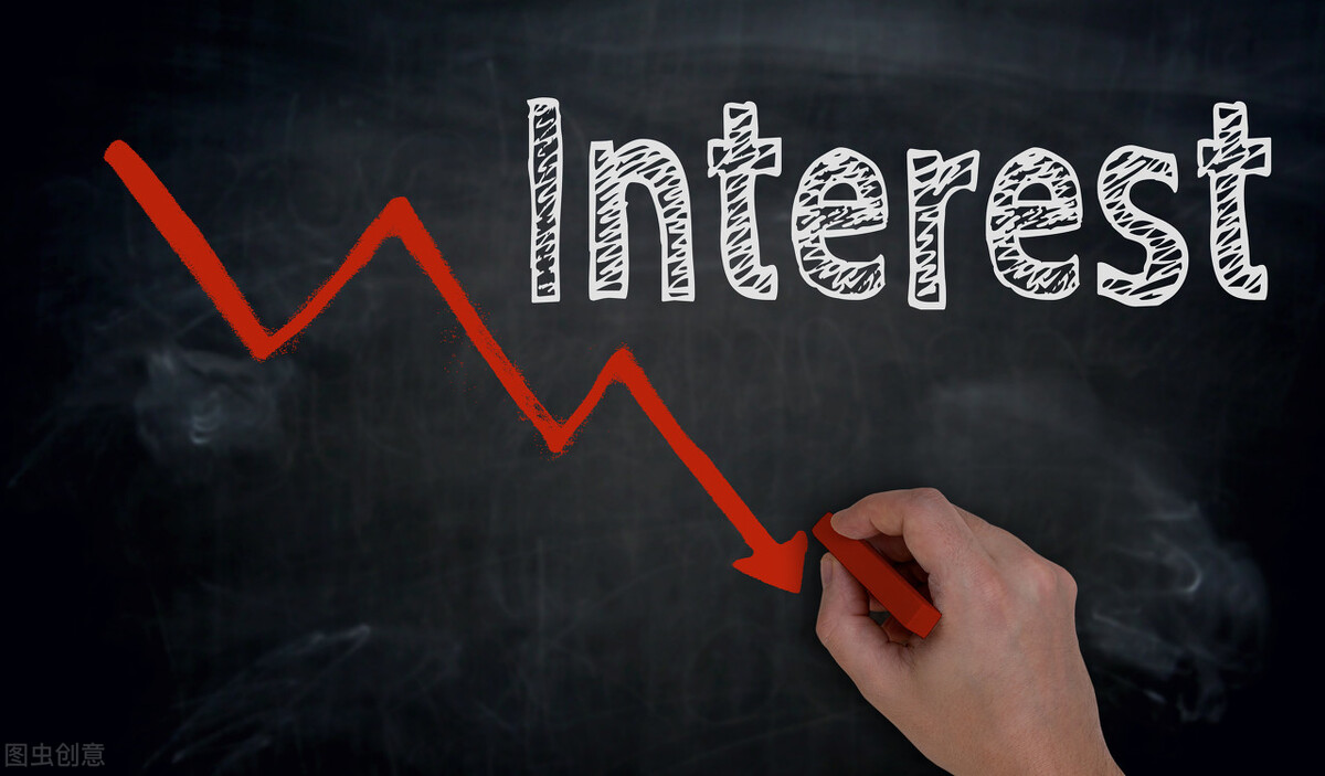 储蓄英语怎么说,英文银行是怎么存钱的