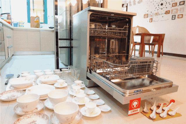 究竟是该怎样选择洗碗机好呢,小厨房应该选择怎么样的洗碗机