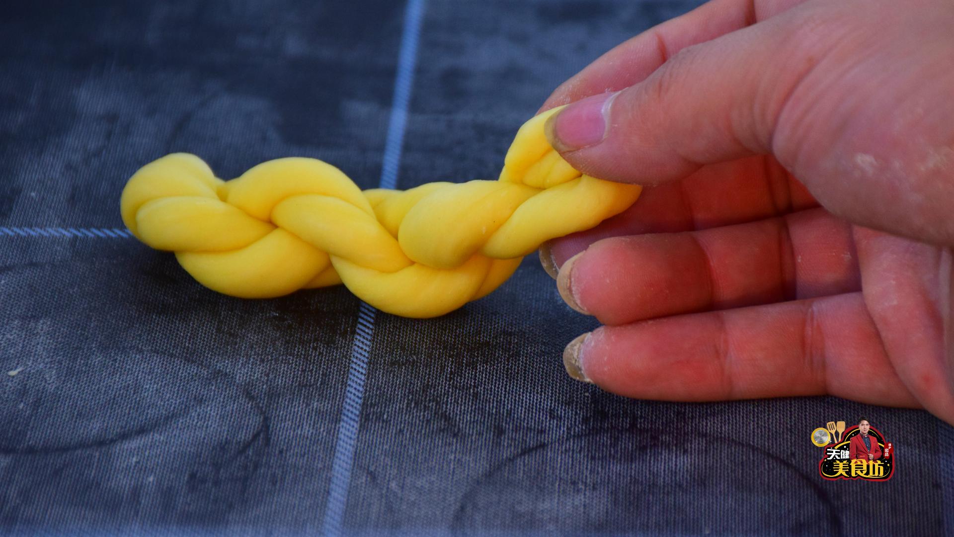 想吃麻花怎样做好吃,怎样炸麻花软又松凉了不硬