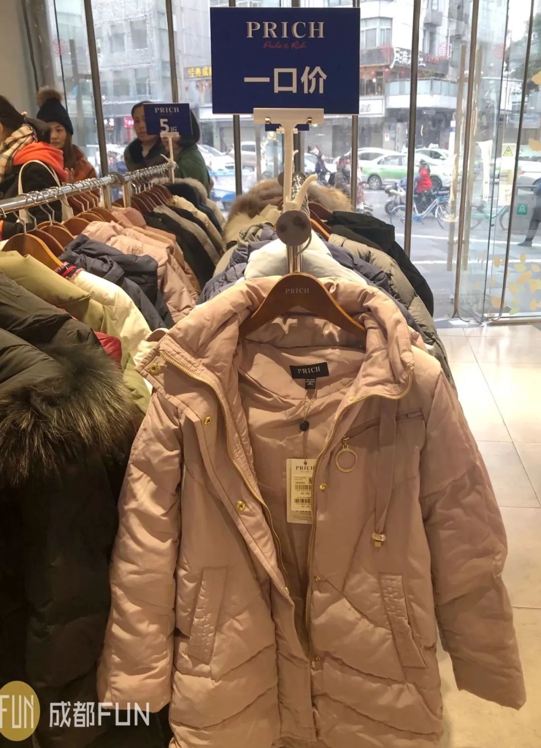 品牌秋冬款撤柜,新款品牌撤柜