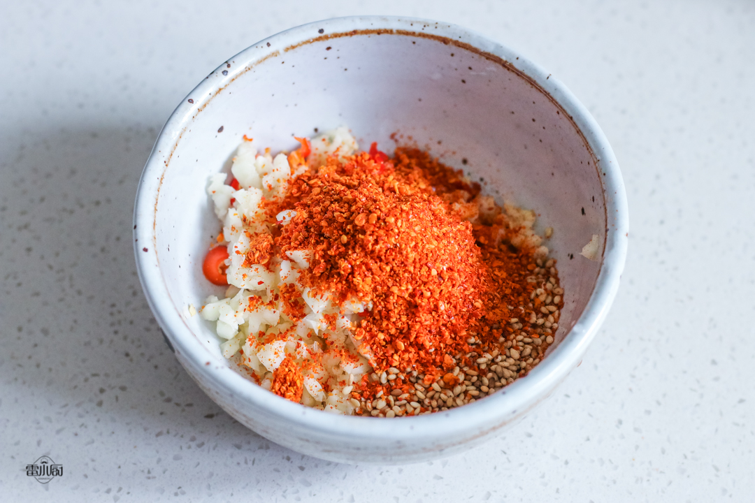 万能的凉拌调料汁,牢记黄金比例“10个1”,夏日拌凉菜不求人