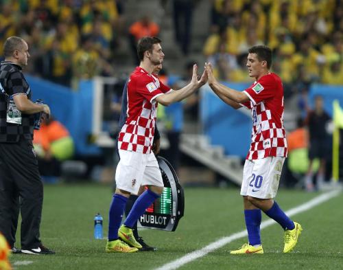 最新足球比赛换人规定,修改体育竞赛规则的弊端是什么