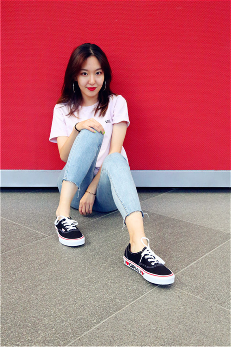 不买就后悔的新品,vans小草莓偏码