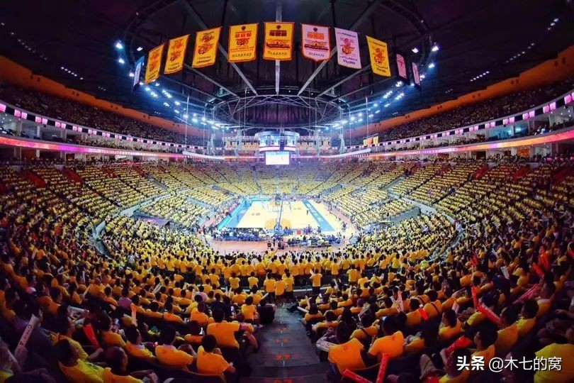 广东宏远辽宁本钢总决赛,cba广东宏远队对辽宁常规赛入场