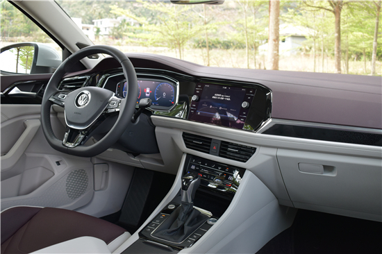 mqb平台速腾没有驾驶质感吗,18速腾驾驶感受和20款速腾感受