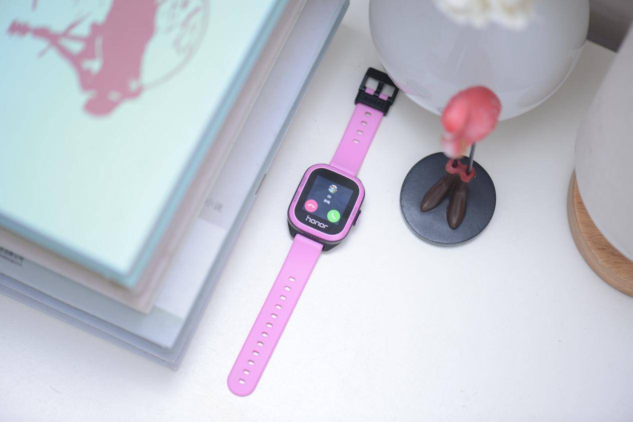 荣耀儿童手表2和小天才q2哪个好用,荣耀小k2儿童手表是全网通的吗