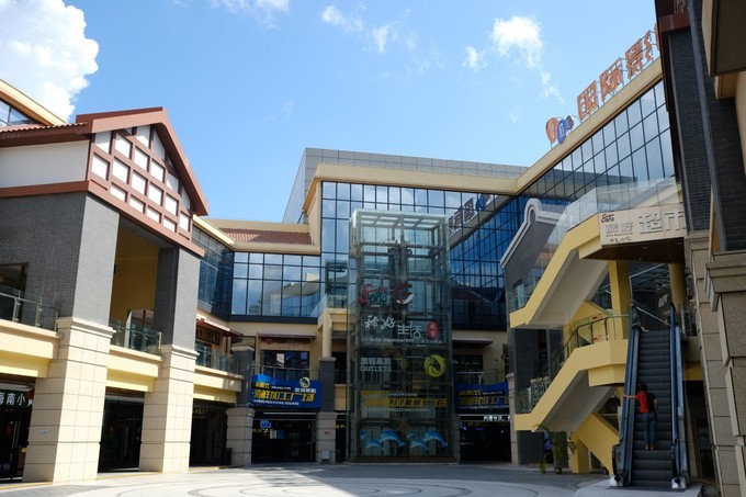 带孩子去三亚泡酒店首选之地,三亚阿罗哈酒店附近美食