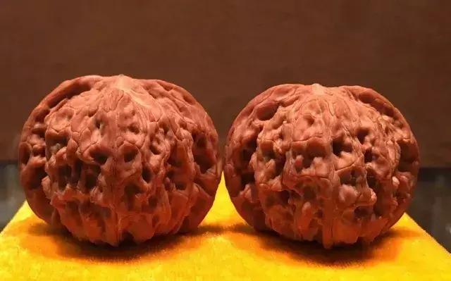 什么样的核桃漂亮,什么样的核桃不苦涩