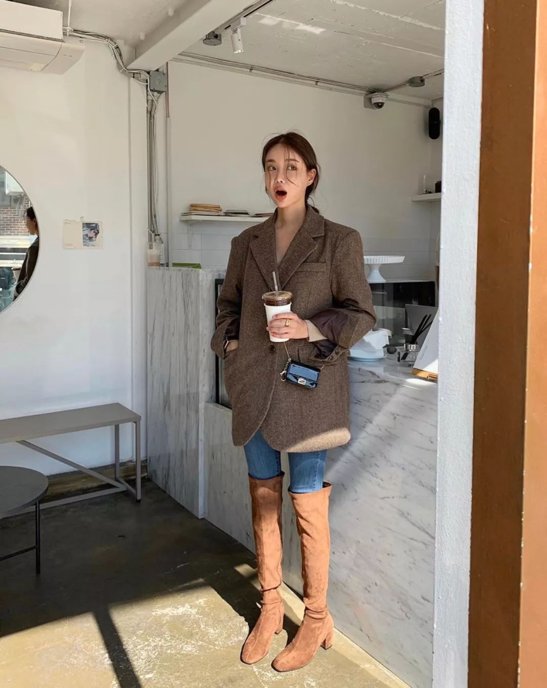 今年流行的靴子适合小粗腿穿,秋冬高跟百搭靴子