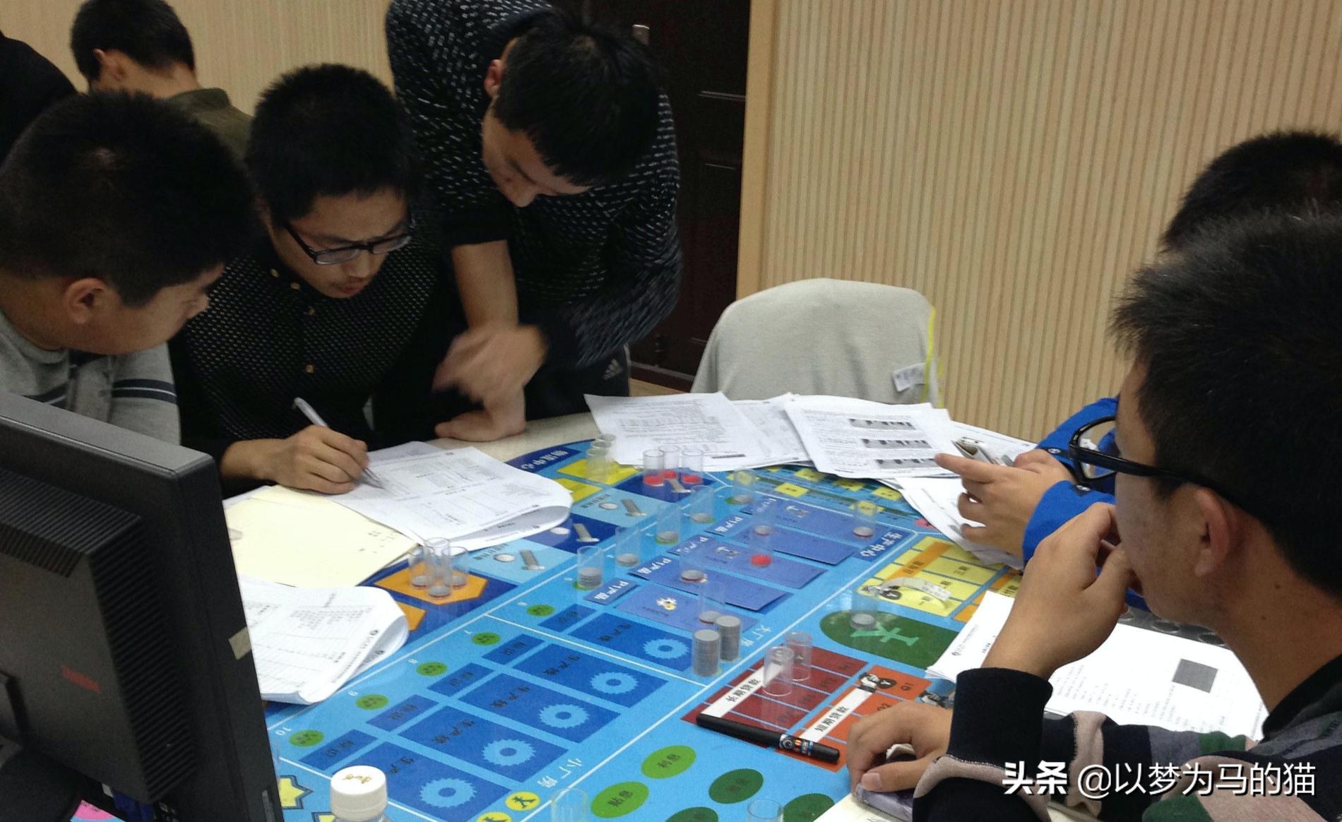 保险专业就业前景好的二本大学,近几年就业率高的专业