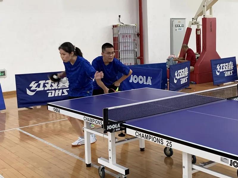 体育冠军夺冠,喜报厦门一中