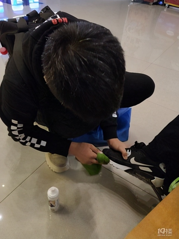 7.“扫楼”是信用卡销售的基本功