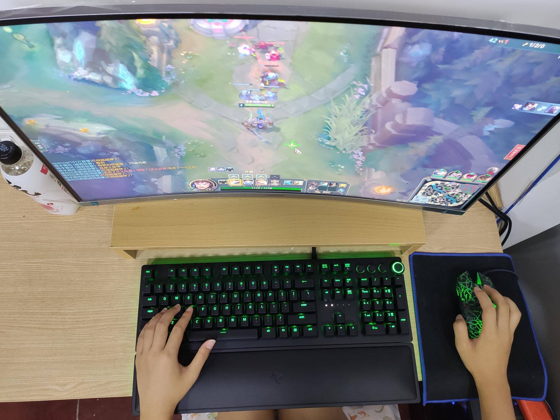 雷蛇猎魂光蛛精英版键盘怎么样,雷蛇千元内键盘推荐