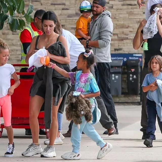 adidasyeezyslide拖鞋,拖鞋推荐潮牌yeezy