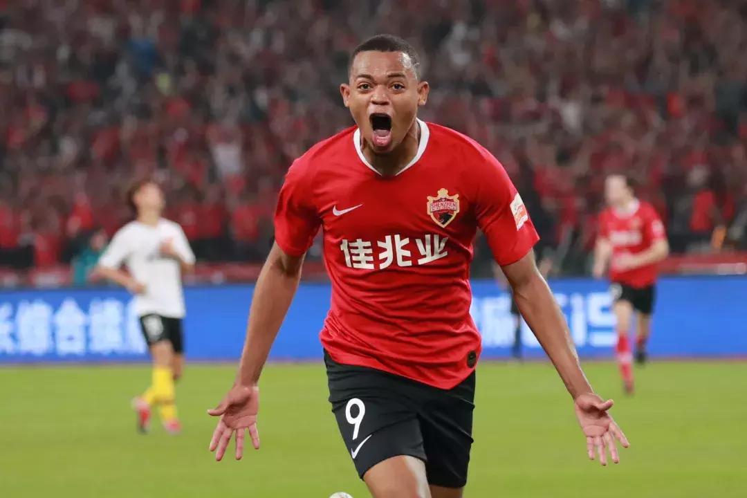 马里普雷周鑫还有球探罗伯特！明天上午龙岗可园嘉年华见