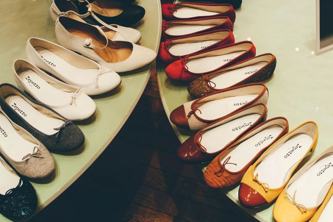 奥黛丽赫本：绝世容颜背后的秘密！