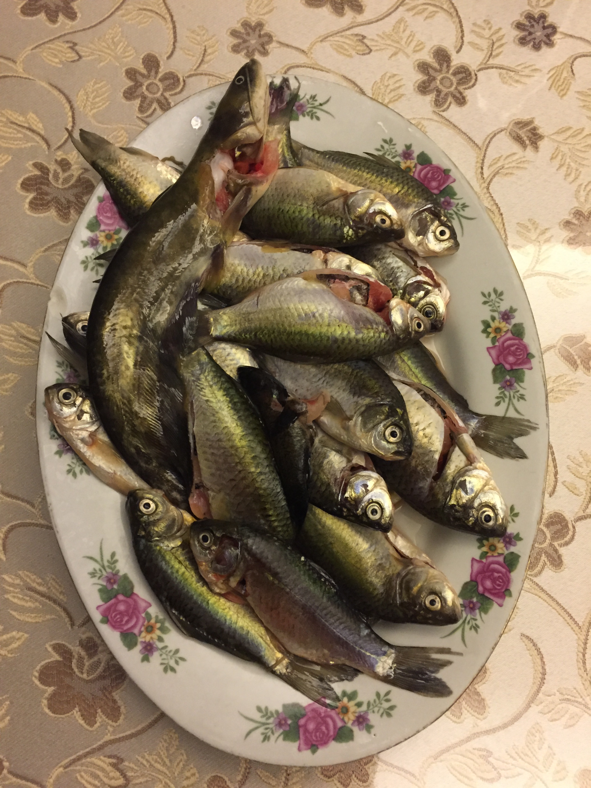 怎样做红烧小鱼又简单又好吃,红烧小鱼的正确方法