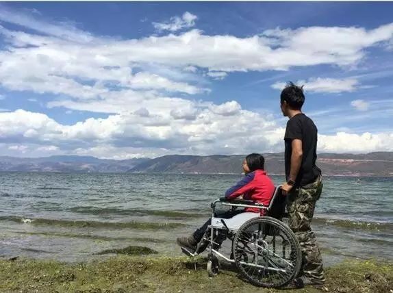 被丁一舟赖敏的爱情感动流泪,丁一舟赖敏结婚照片