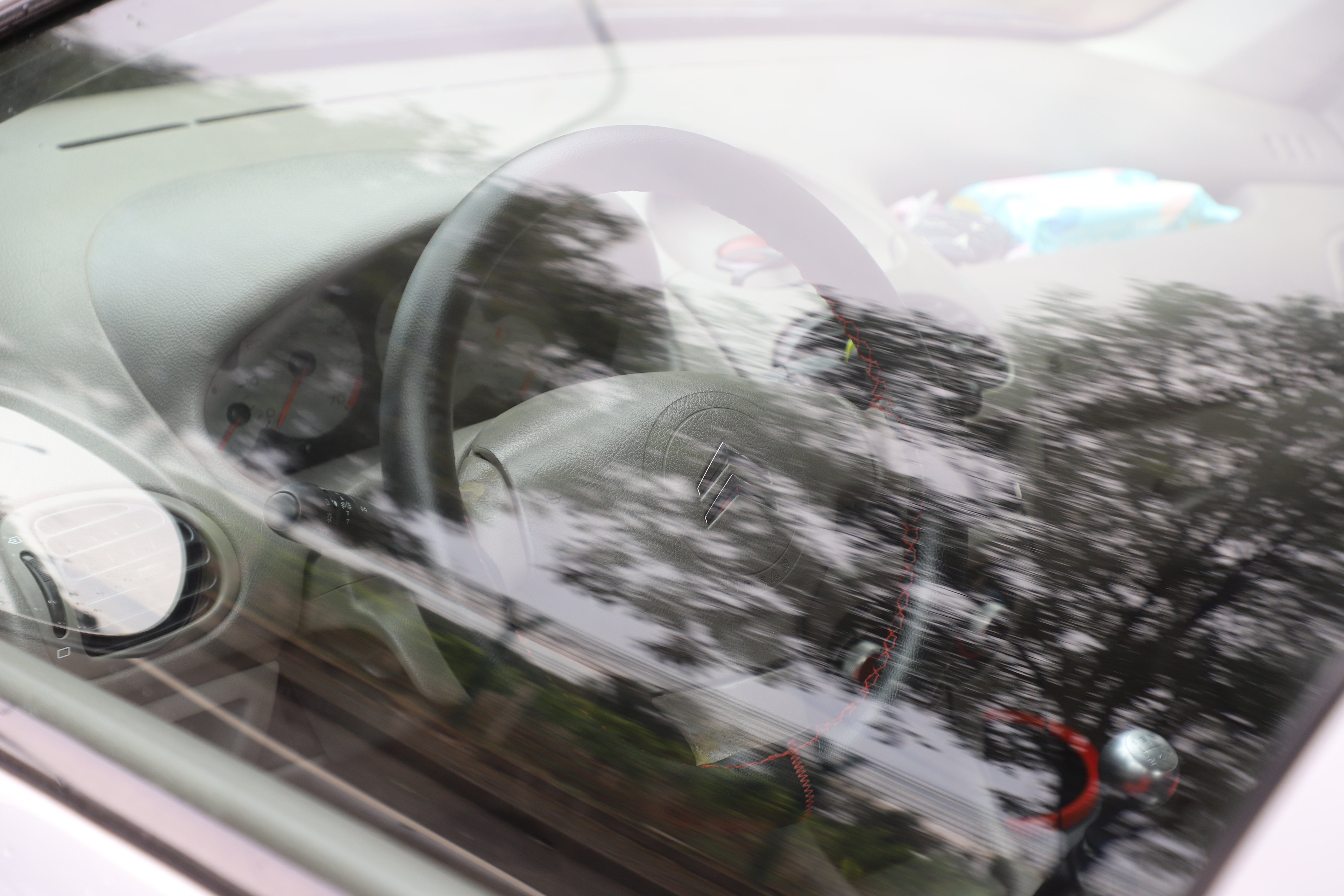 雪铁龙c2真实的驾驶感受,雪铁龙c2两厢驾驶感受