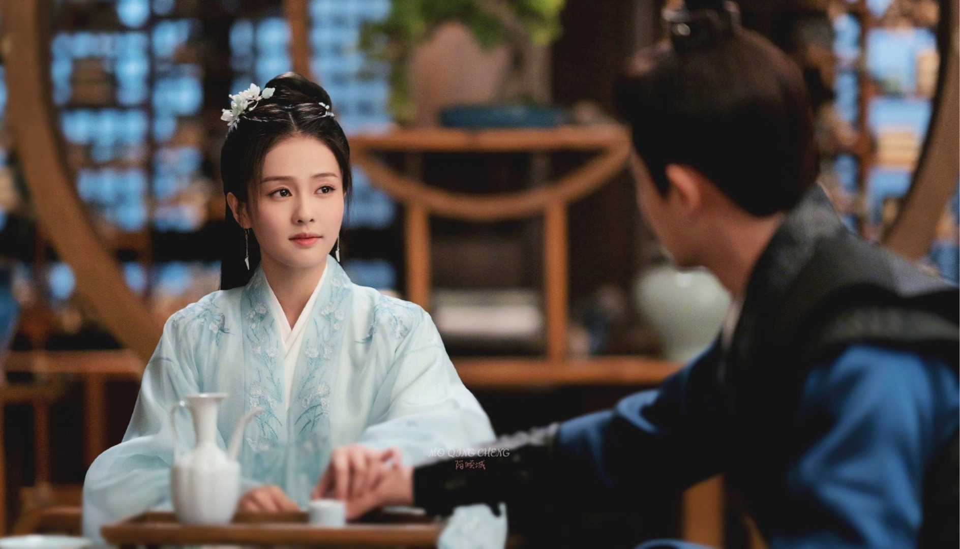 《夫人精通茶艺》：主角团组团重生，三生三世的感情戏超级精彩