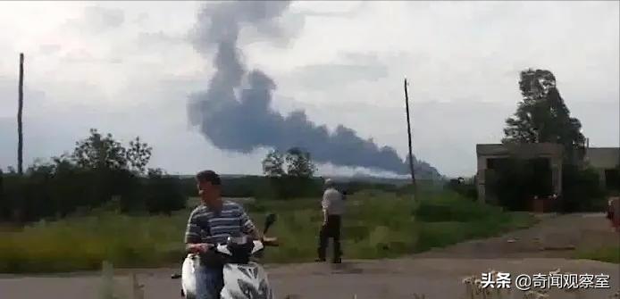 马航mh17坠机事件是怎么回事,马航mh17坠毁现场有遗体吗