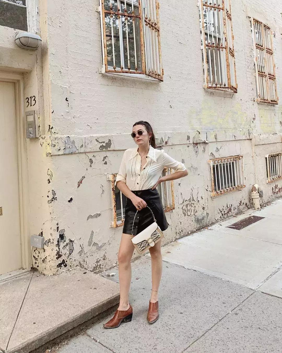 穿中筒靴明星们都爱穿,明星都爱穿的鞋子