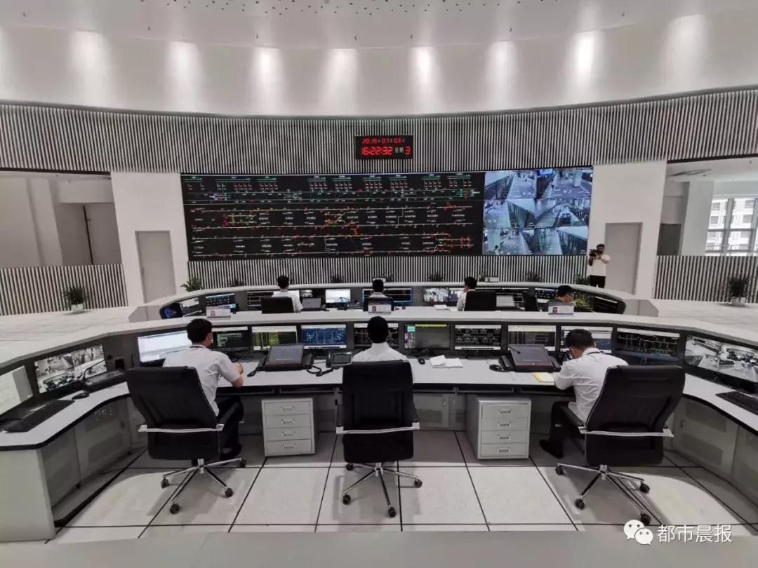 地铁1号线至百家湖,试乘地铁2号线