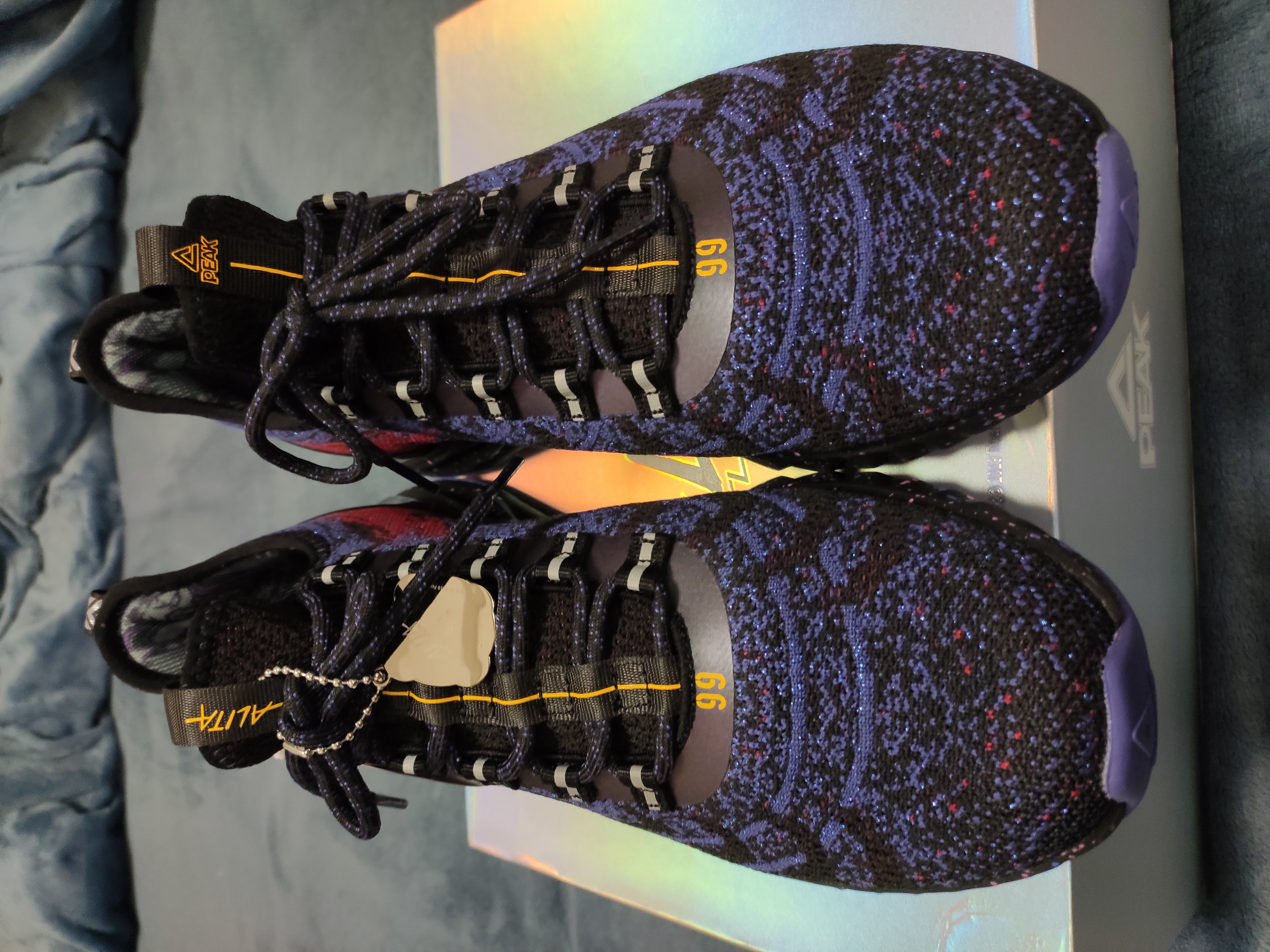 匹克态极樱花粉跑鞋实战测评,脚感爆棚的鞋国货